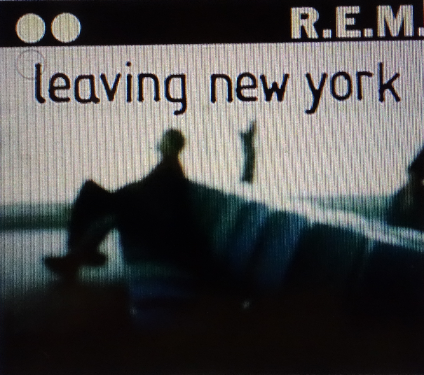 Immagine del singolo "Leaving New York" dei R.E.M.